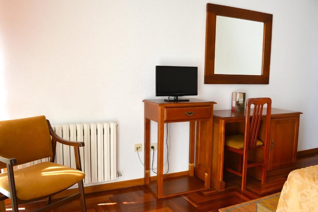 Hotel Os Caracoles Pereiro de Aguiar 외부 사진