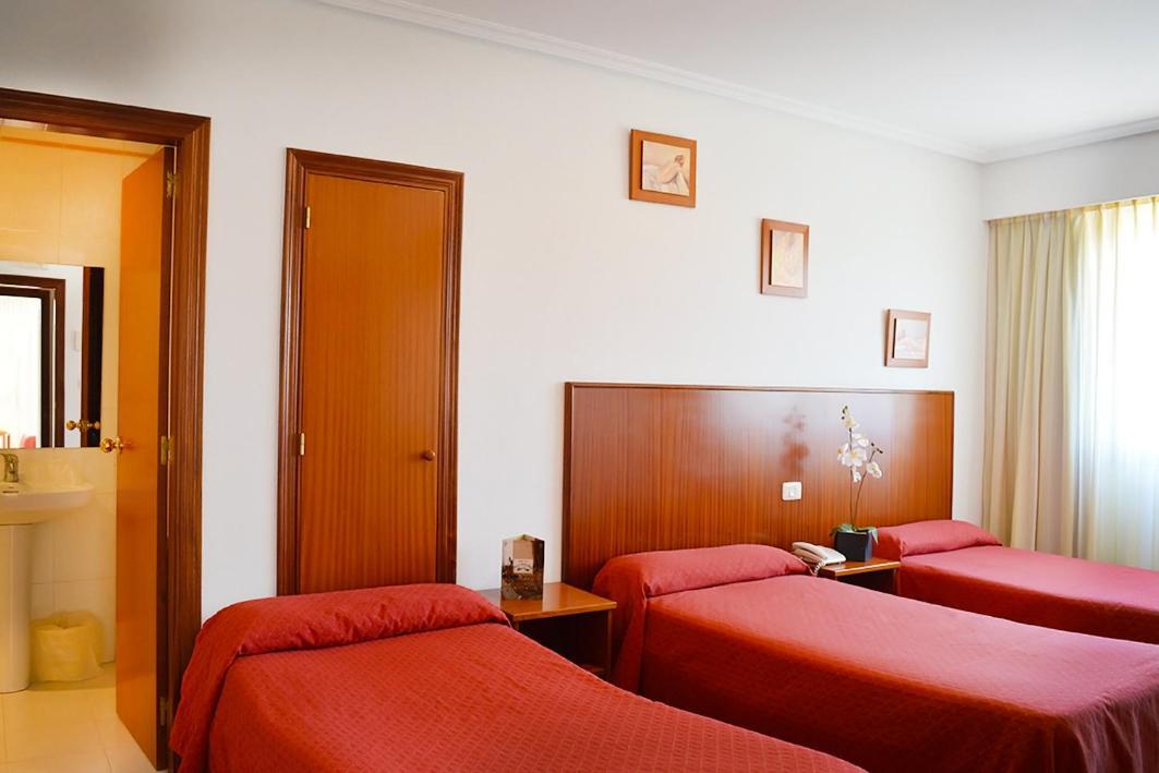 Hotel Os Caracoles Pereiro de Aguiar 외부 사진
