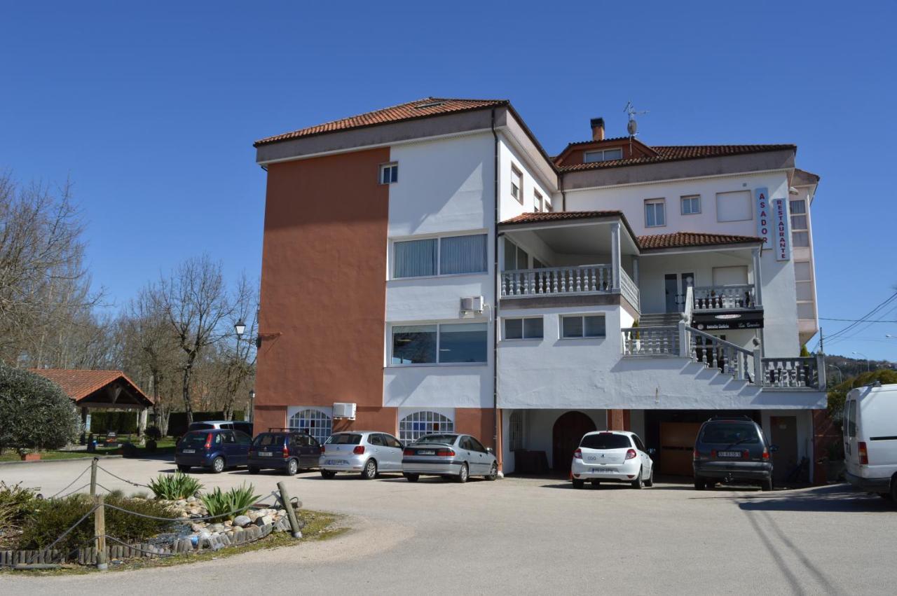 Hotel Os Caracoles Pereiro de Aguiar 외부 사진