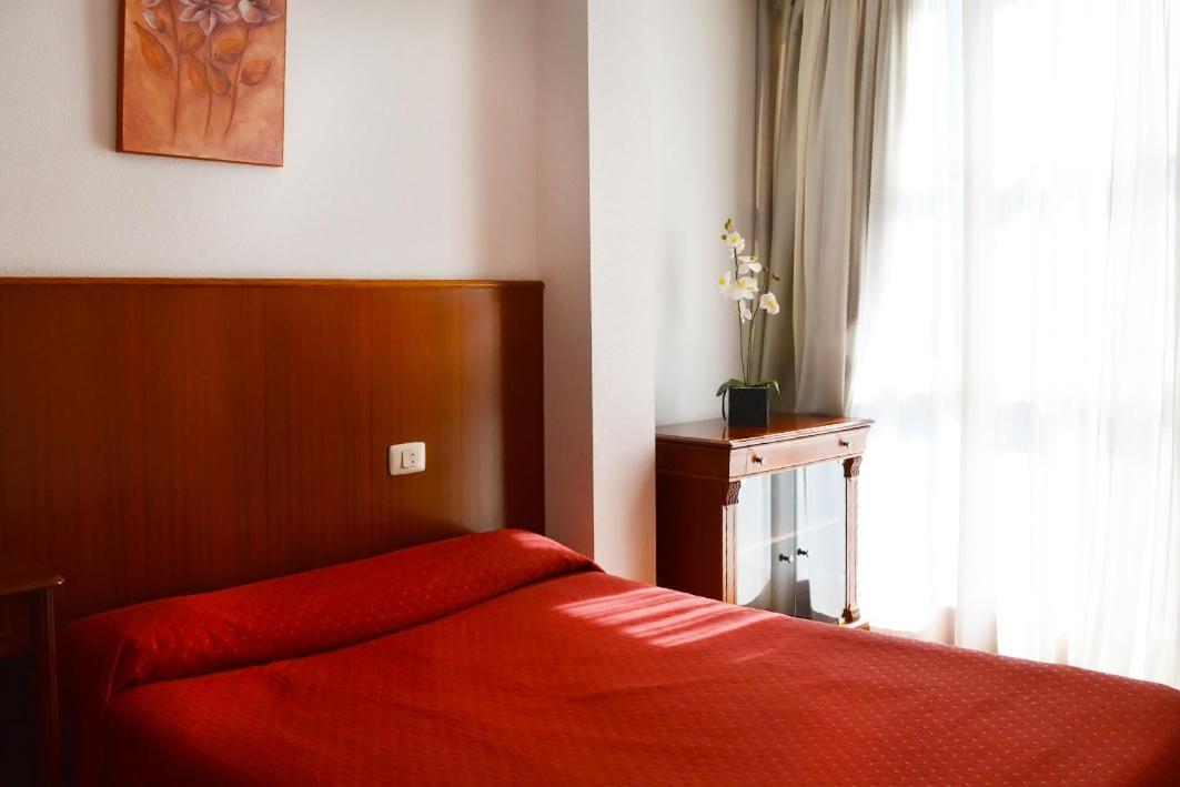 Hotel Os Caracoles Pereiro de Aguiar 외부 사진